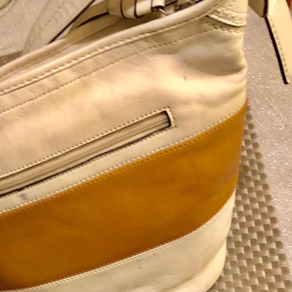 One Day Salecoach Bag Block Pattern Cross - image 5